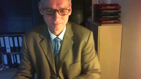 Snapshot of wetsuitedman chatting on March 21, 2026, 5:34 am Franz online show from March 21, 2026, 5:34 am