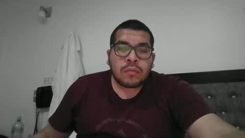 weylu online show from January 25, 2025, 2:04 am