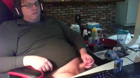 Snapshot of whateverdude555 chatting on December 5, 2025, 1:58 am whateverdude555 online show from December 5, 2025, 1:58 am