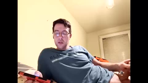 Snapshot of whatwouldyouliketosee chatting on December 25, 2024, 9:54 pm stoffy online show from December 25, 2024, 9:54 pm