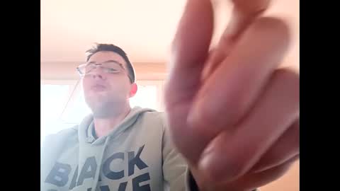 Snapshot of whatwouldyouliketosee chatting on January 24, 2025, 10:11 am stoffy online show from January 24, 2025, 10:11 am