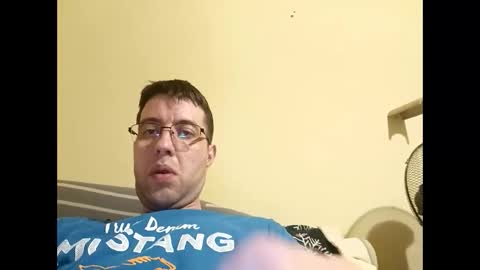 Snapshot of whatwouldyouliketosee chatting on January 25, 2025, 1:21 am stoffy online show from January 25, 2025, 1:21 am