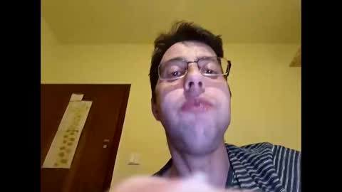 Snapshot of whatwouldyouliketosee chatting on March 4, 2025, 1:12 am stoffy online show from March 4, 2025, 1:12 am