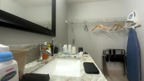 Telegram wherewashe online show from March 27, 2026, 2:17 am