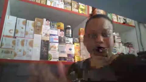 Snapshot of whinebae chatting on March 5, 2026, 10:22 am whinebae online show from March 5, 2026, 10:22 am