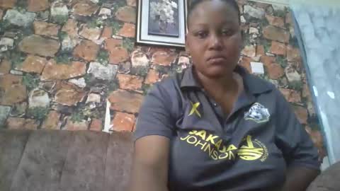 Snapshot of whinebae chatting on March 9, 2026, 5:33 am whinebae online show from March 9, 2026, 5:33 am