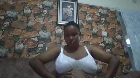 Snapshot of whinebae chatting on March 25, 2026, 3:07 pm whinebae online show from March 25, 2026, 3:07 pm