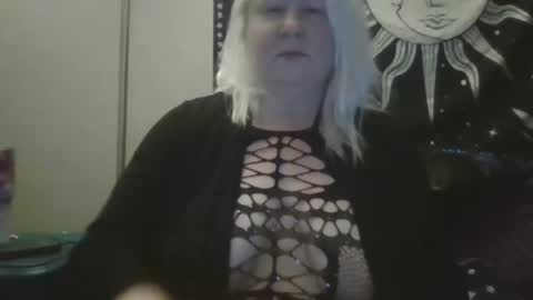 whipsnap19 online show from November 27, 2025, 10:17 am