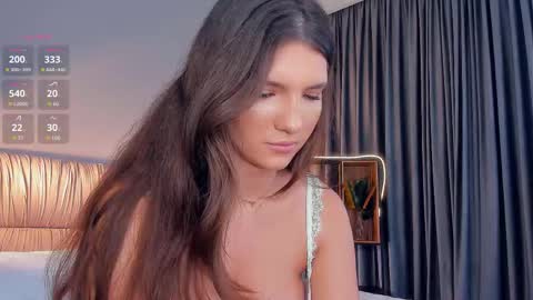 Snapshot of whisperlure chatting on October 26, 2025, 4:51 am Zozo online show from October 26, 2025, 4:51 am