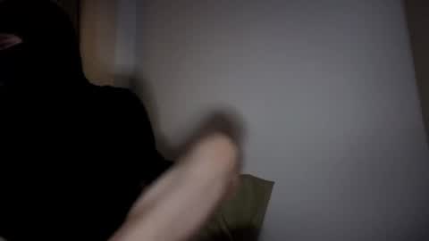 whispero_o online show from November 15, 2025, 6:37 pm