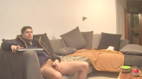Snapshot of white_boy15 chatting on February 10, 2025, 12:29 pm n n15 online show from February 10, 2025, 12:29 pm
