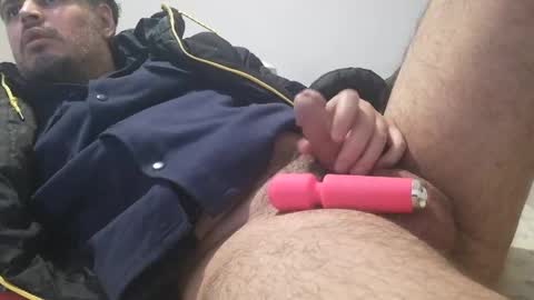 Snapshot of white_boy15 chatting on February 13, 2025, 10:34 am n n15 online show from February 13, 2025, 10:34 am