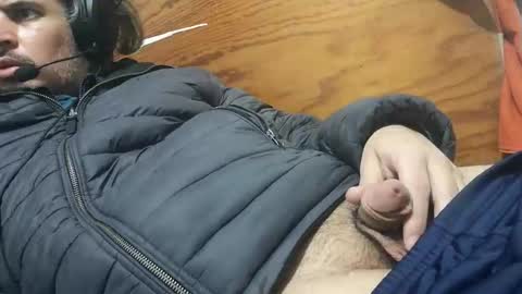 n n15 online show from October 26, 2025, 4:40 am