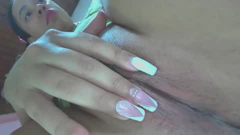 white_sexy_ online show from February 4, 2025, 9:49 am
