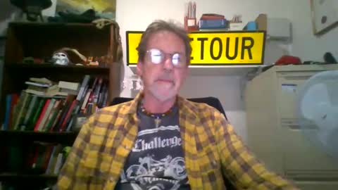Snapshot of whiteboomer chatting on April 1, 2026, 7:53 am whiteboomer online show from April 1, 2026, 7:53 am