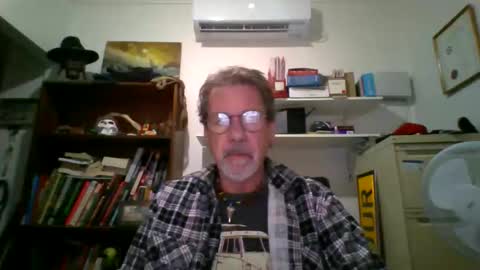 Snapshot of whiteboomer chatting on April 18, 2026, 7:29 pm whiteboomer online show from April 18, 2026, 7:29 pm
