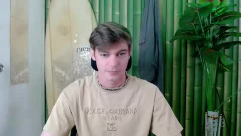 Snapshot of whiteboyinasia chatting on September 27, 2025, 8:41 am Christian online show from September 27, 2025, 8:41 am