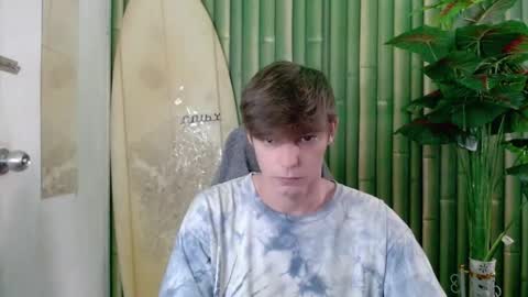 Snapshot of whiteboyinasia chatting on October 4, 2025, 7:50 am Christian online show from October 4, 2025, 7:50 am