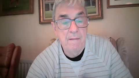 Snapshot of whitebriefs009 chatting on September 28, 2025, 7:36 am whitebriefs009 online show from September 28, 2025, 7:36 am