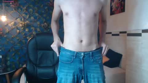 whitebull2606 online show from September 10, 2025, 12:49 pm