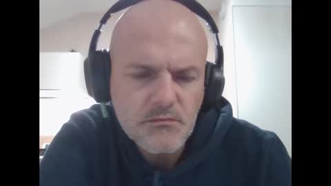 Snapshot of whiteeaglesrb chatting on October 4, 2025, 6:17 pm whiteeaglesrb online show from October 4, 2025, 6:17 pm