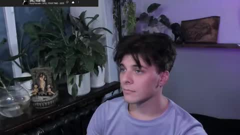 Snapshot of whiteegrimm chatting on October 3, 2025, 8:06 pm Gus online show from October 3, 2025, 8:06 pm