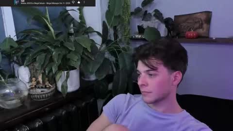 Snapshot of whiteegrimm chatting on October 24, 2025, 9:55 pm Gus online show from October 24, 2025, 9:55 pm