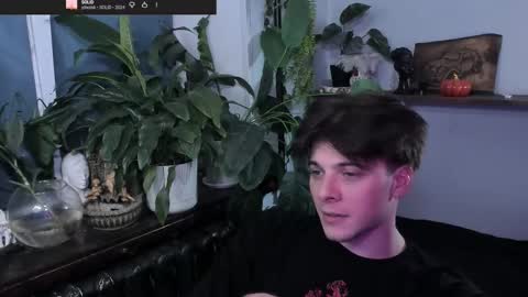 Snapshot of whiteegrimm chatting on October 28, 2025, 11:07 pm Gus online show from October 28, 2025, 11:07 pm