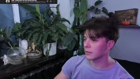 Snapshot of whiteegrimm chatting on October 29, 2025, 10:22 pm Gus online show from October 29, 2025, 10:22 pm