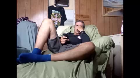 Snapshot of whitelion67 chatting on December 19, 2025, 10:17 pm whitelion67 online show from December 19, 2025, 10:17 pm