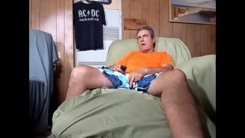 Snapshot of whitelion67 chatting on January 17, 2026, 7:50 pm whitelion67 online show from January 17, 2026, 7:50 pm