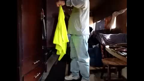 Snapshot of whitelion67 chatting on February 9, 2026, 3:27 pm whitelion67 online show from February 9, 2026, 3:27 pm