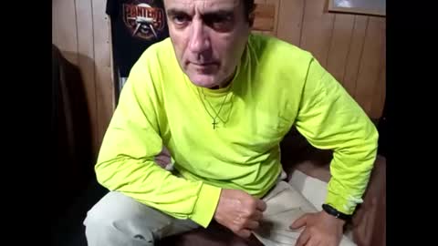 Snapshot of whitelion67 chatting on February 12, 2026, 5:35 am whitelion67 online show from February 12, 2026, 5:35 am