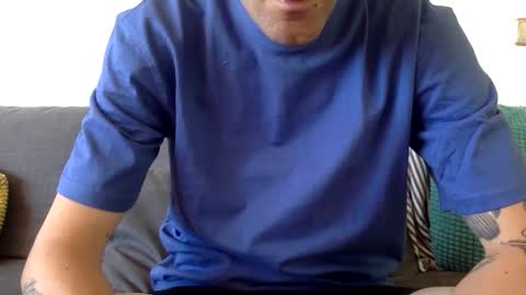 WhiteyLovers99 online show from May 6, 2026, 5:51 pm