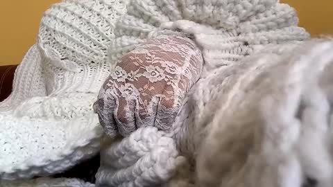 whitesweater online show from March 31, 2026, 6:25 am