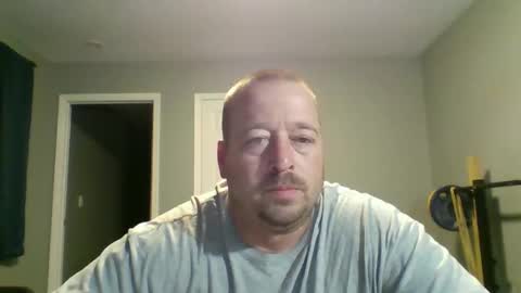 white wolf   jeremy online show from October 21, 2025, 9:10 am