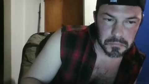 Snapshot of whiteyrm chatting on January 19, 2025, 11:45 am whiteyrm online show from January 19, 2025, 11:45 am