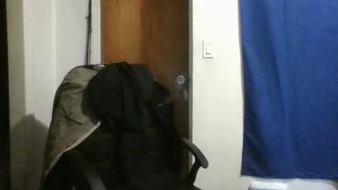 Snapshot of whiteyrm chatting on January 19, 2025, 5:49 pm whiteyrm online show from January 19, 2025, 5:49 pm