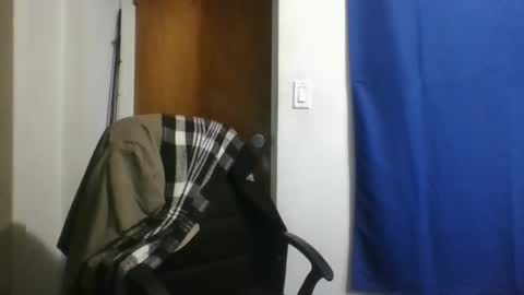 Snapshot of whiteyrm chatting on February 22, 2025, 2:08 pm whiteyrm online show from February 22, 2025, 2:08 pm
