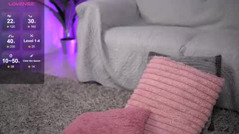 Snapshot of whitneyandrews chatting on October 14, 2025, 6:03 am whitneyandrews online show from October 14, 2025, 6:03 am