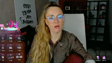 Snapshot of whitneypunnch chatting on February 21, 2026, 2:40 pm whitneypunnch online show from February 21, 2026, 2:40 pm