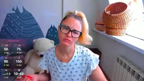 whitneypunnch online show from July 7, 2026, 9:13 am