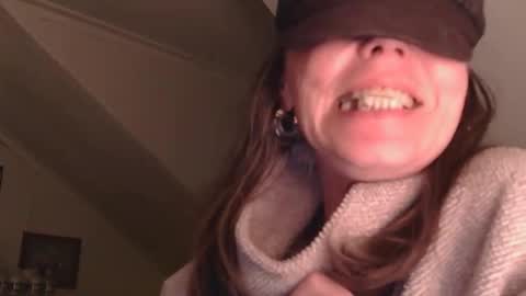 Miss Dior online show from December 17, 2025, 5:13 am