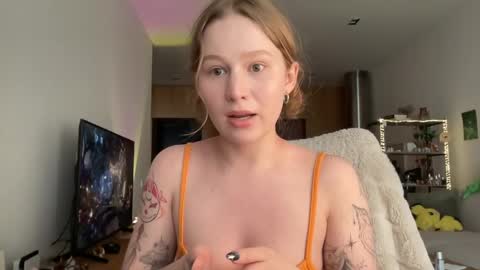 Alisa online show from May 1, 2026, 7:57 am