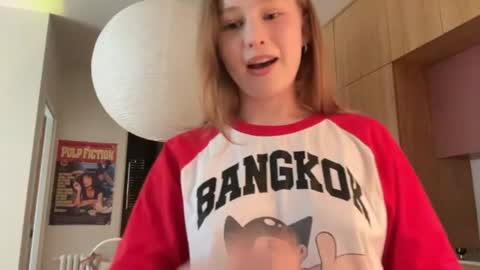 Alisa online show from June 21, 2026, 7:44 am