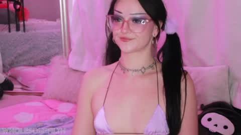 Zoe Grace online show from August 7, 2026, 3:41 am