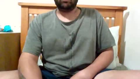 Snapshot of whoreboy09 chatting on April 19, 2026, 9:17 pm whoreboy09 online show from April 19, 2026, 9:17 pm