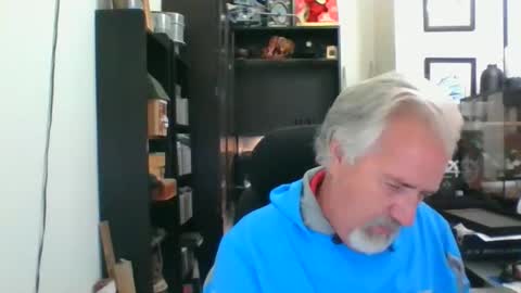 whs4fem online show from November 9, 2025, 4:55 am