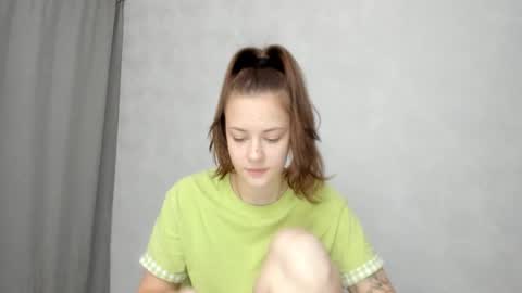 Veronica online show from February 5, 2026, 9:52 pm