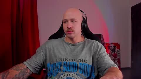 VI online show from October 31, 2025, 6:20 pm